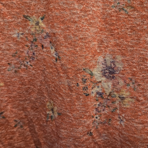 Bobeau top shirt blouse floral pattern orange cream misses size medium NWT - Picture 5 of 8